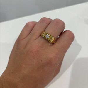 Men's Ring with Cubic Zirconia stone - size 9